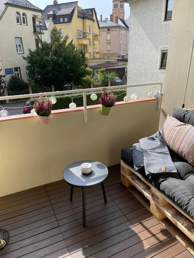Lilis Apartment Mit Balkon Augsburg Dış mekan fotoğraf