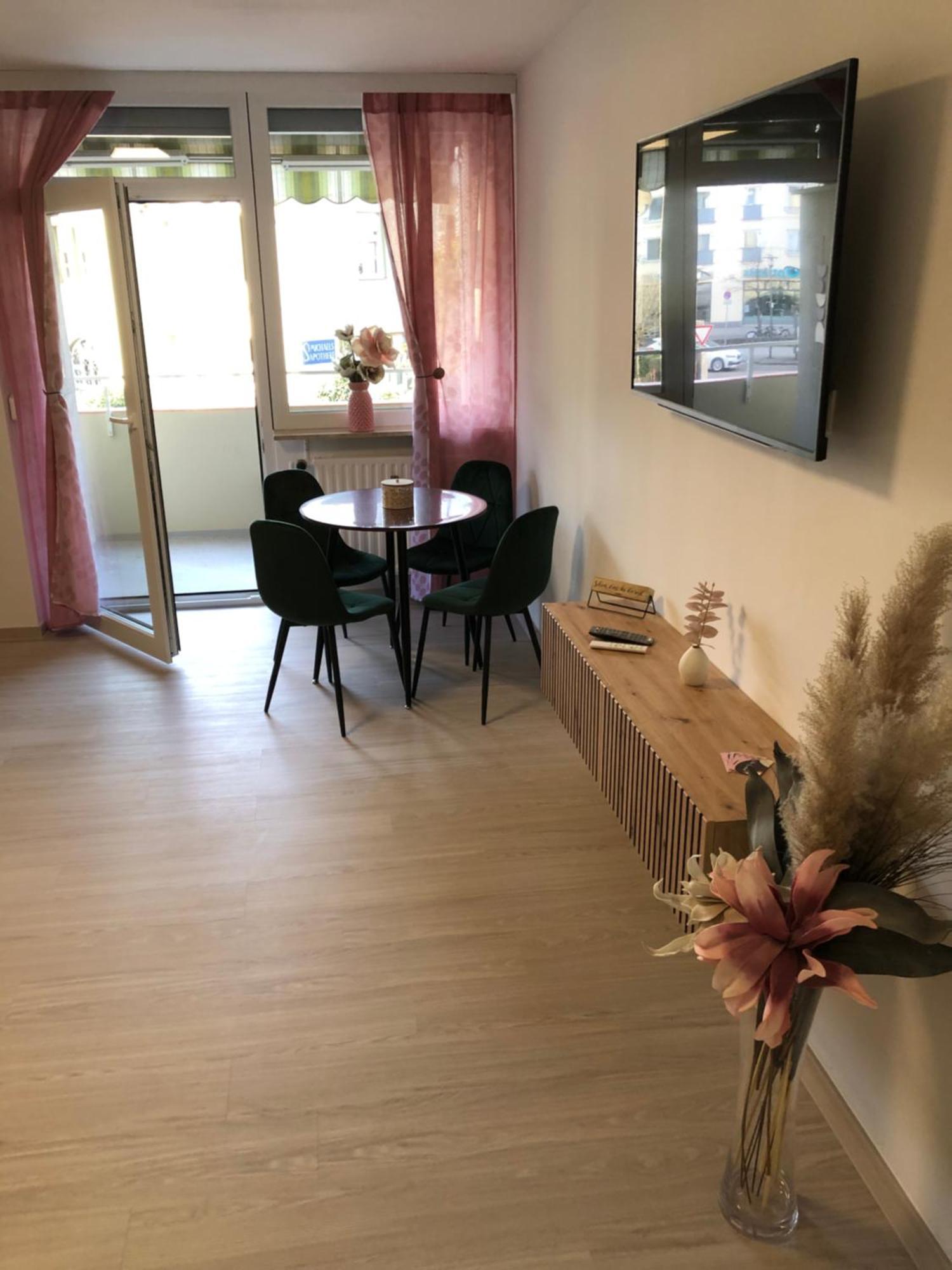 Lilis Apartment Mit Balkon Augsburg Dış mekan fotoğraf